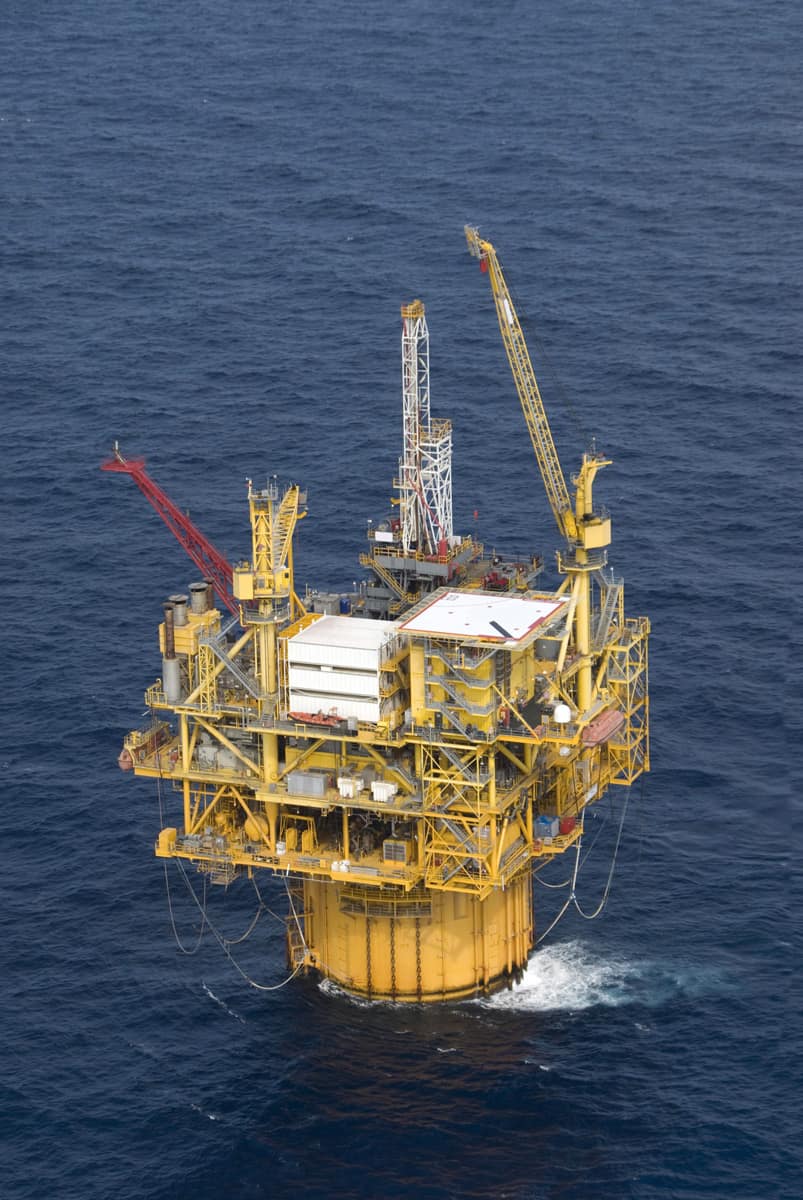 Deepwater Rig Using Engineered Bolts